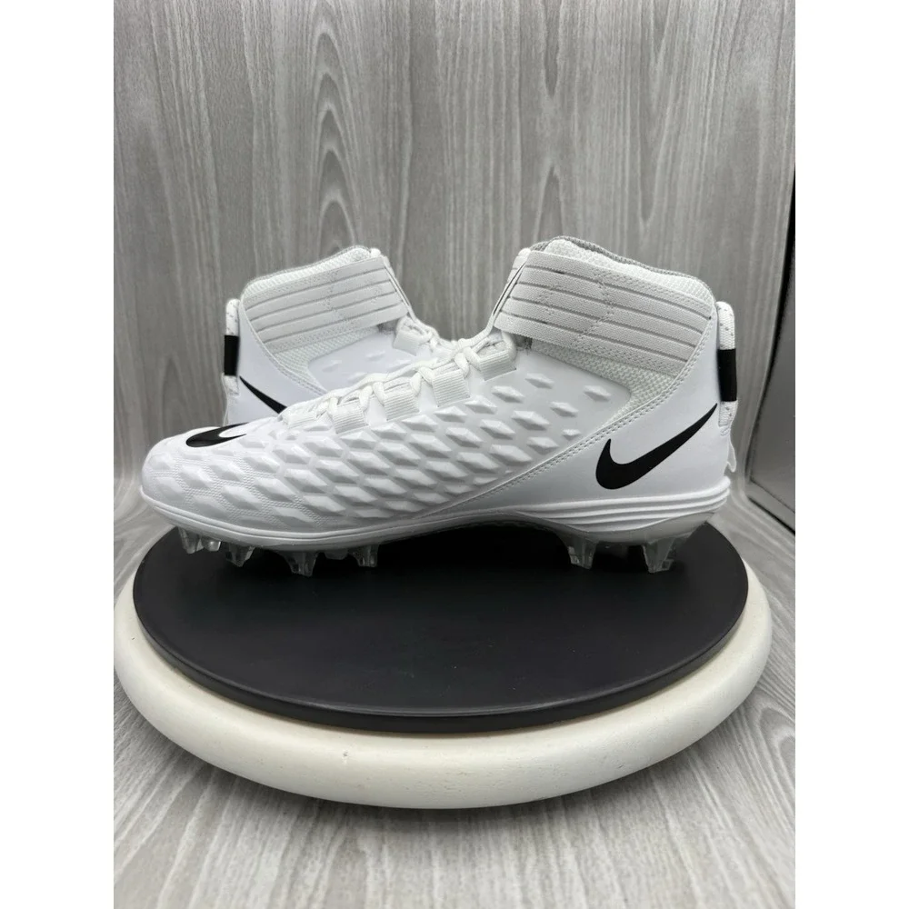 Nike Force Savage Pro 2 Mens Size 11 White Black Football Cleats AH4000-100 NEW